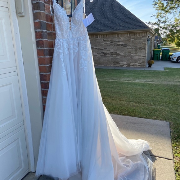 hailey paige Dresses & Skirts - Hailey Paige Nash Gown!! NEW!!